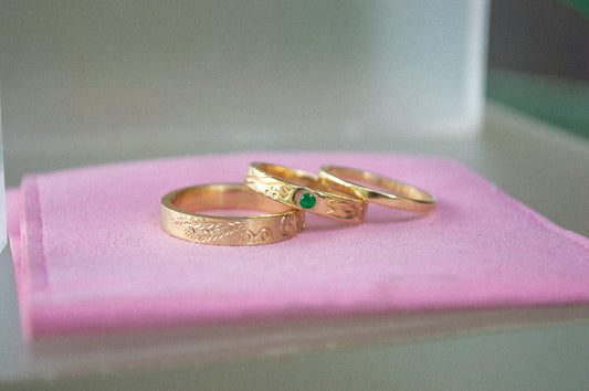 Engraved Floral Narrow Band